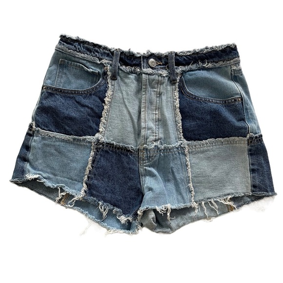 WILD FABLE Women’s Patchwork Denim Shorts - Size 4 - Picture 4 of 11